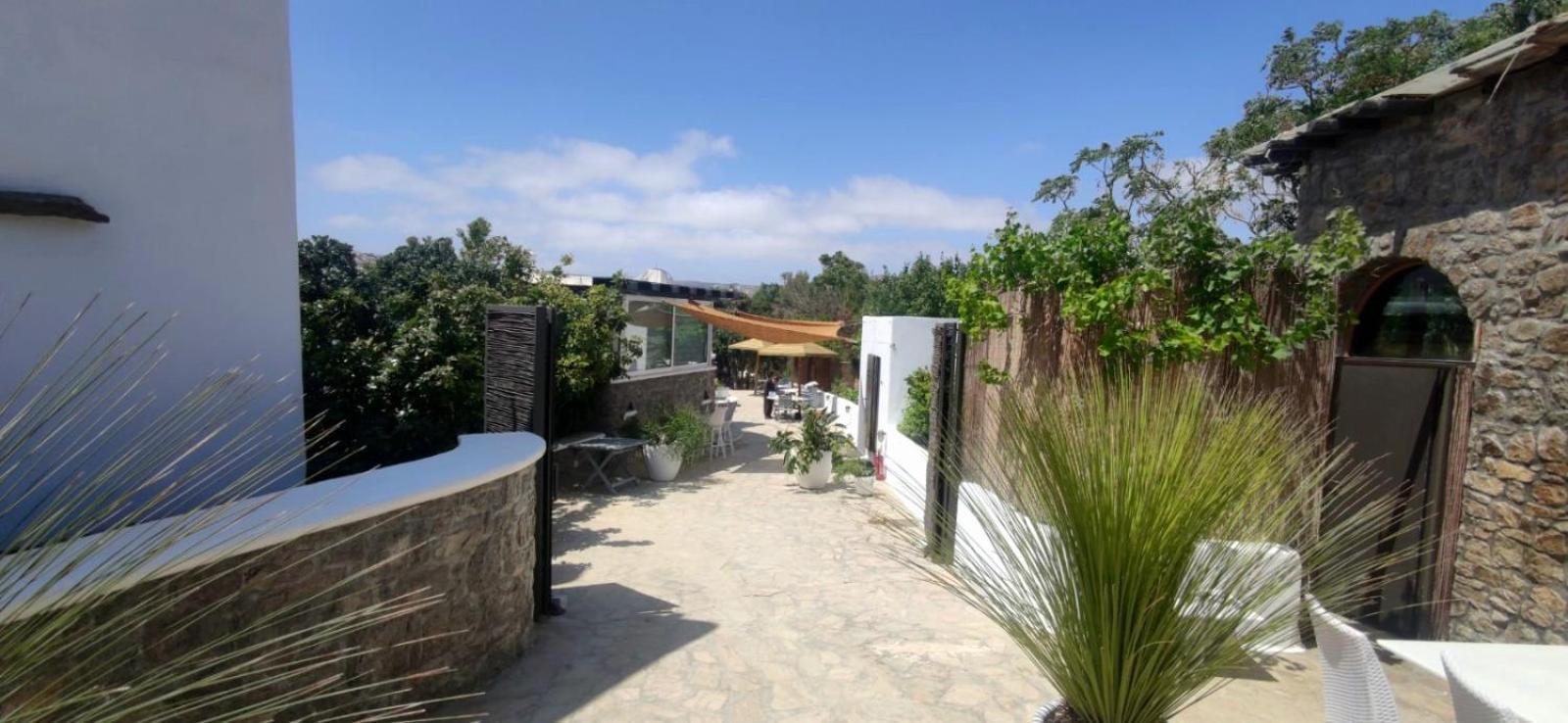 Mykonian Iros & Villa