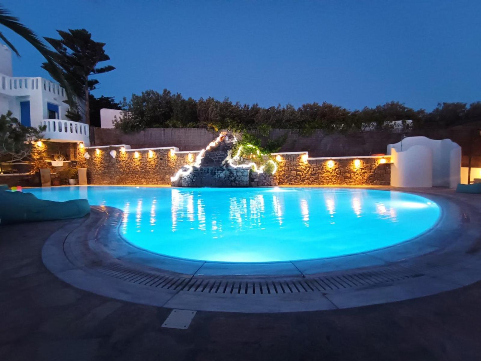 Mykonian Iros & Villa Kalo Livadi